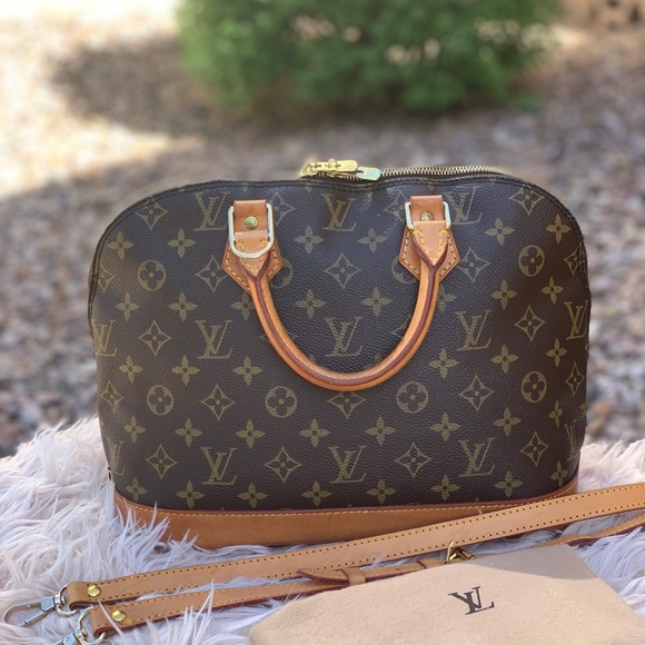 Louis Vuitton Handbags - 🌸Louis Vuitton Alma Handbag 🌸🌸